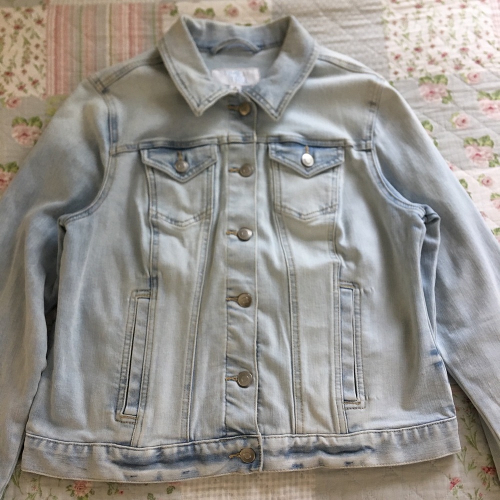 Time and True denim jacket Medium